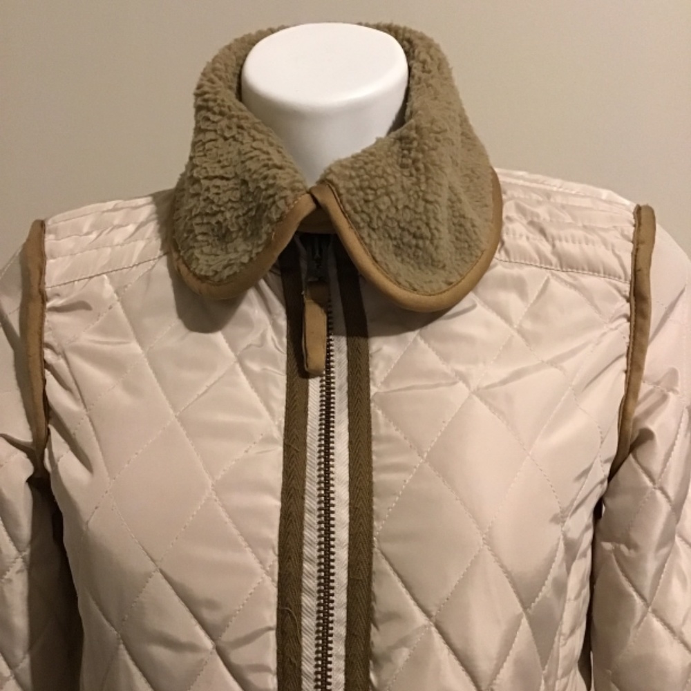 🔥🔥CREMIEUX, SIZE SMALL, PRE-OWNED, NO RIPS OR STAINS, - Picture 5 of 8